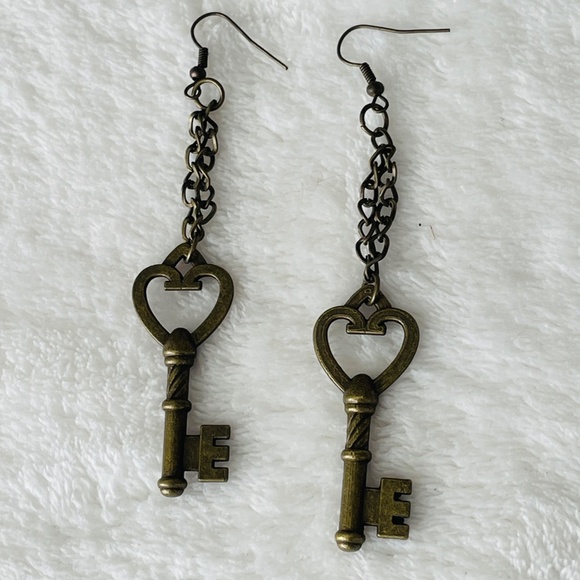 Heart Key Brass Earrings - Picture 2 of 3